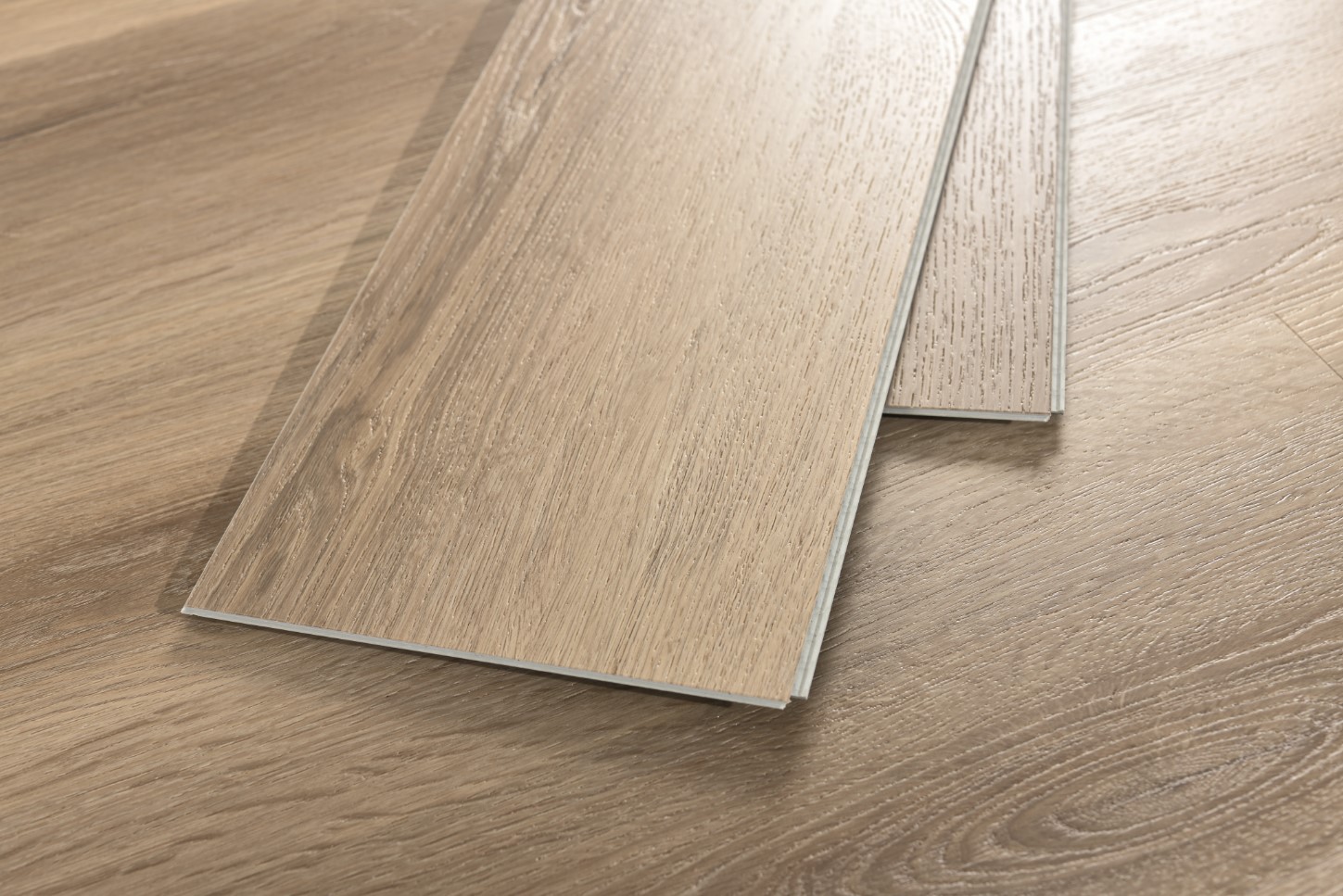  "Madera" SPC Natural Vinyl №1371 Дуб Бурбон  1220*184*4мм+1,5мм 2,2448 м.кв/10шт - вид сзади